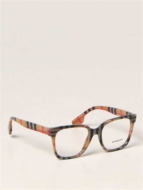 burberry street style|style burberry eyeglasses.